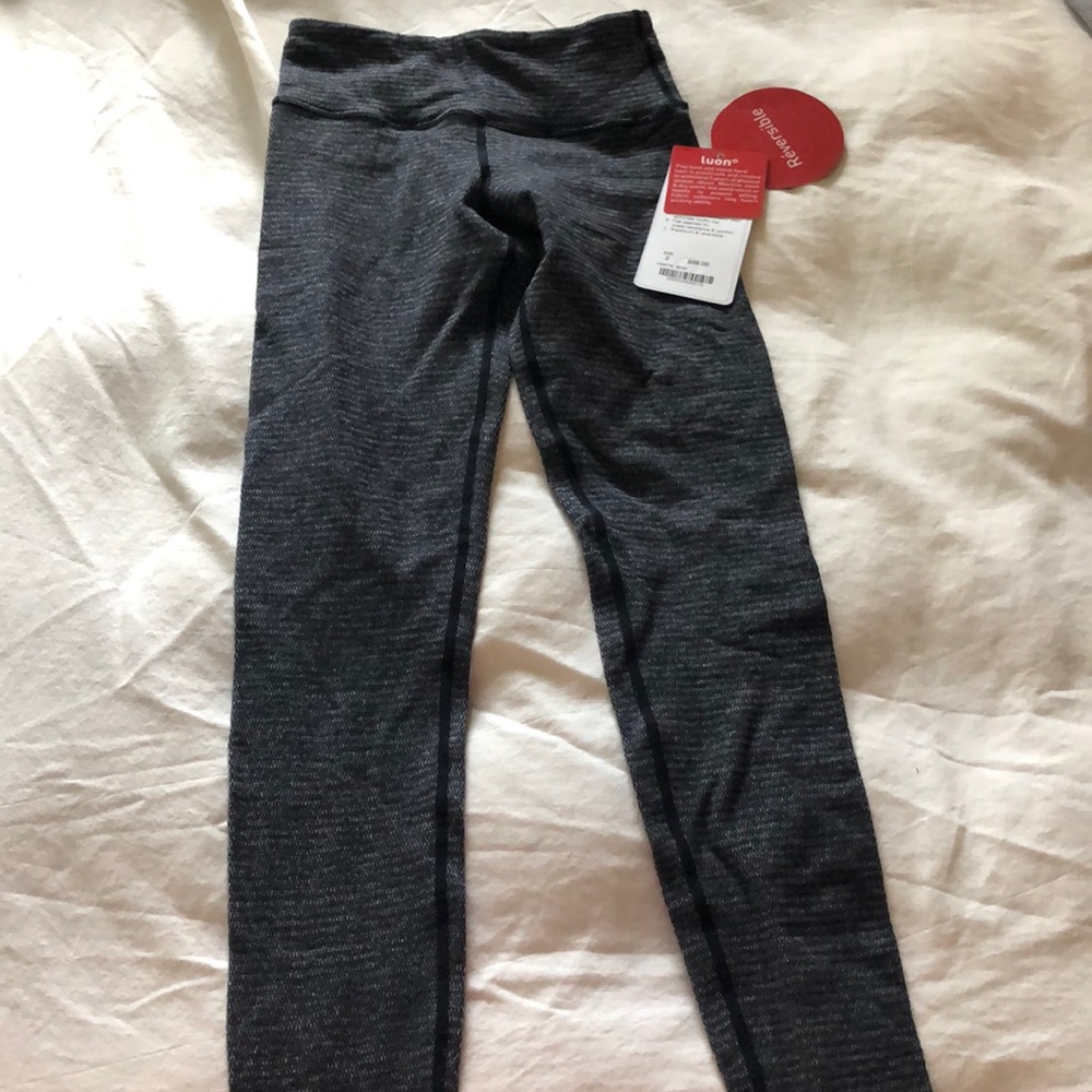 Lulu gray leggings WITH TAG